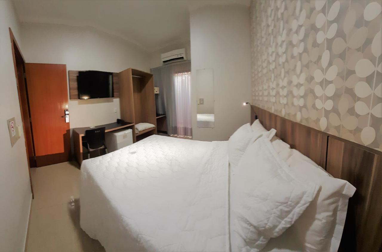 רונדונופוליס Hotel Horto מראה חיצוני תמונה